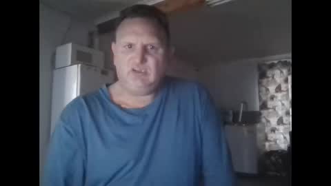 Snapshot of nollie244 chatting on May 10, 5:23 am Nollie online show from May 10, 5:23 am