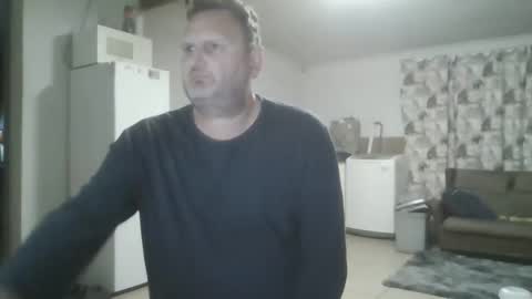 Snapshot of nollie244 chatting on May 19, 4:08 am Nollie online show from May 19, 4:08 am