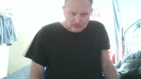 Snapshot of nollie244 chatting on June 1, 7:54 am Nollie online show from June 1, 7:54 am