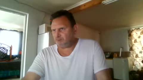 Snapshot of nollie244 chatting on June 7, 9:57 am Nollie online show from June 7, 9:57 am