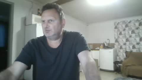 Snapshot of nollie244 chatting on June 8, 4:46 am Nollie online show from June 8, 4:46 am