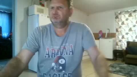 Snapshot of nollie244 chatting on June 13, 6:00 am Nollie online show from June 13, 6:00 am