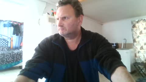 Snapshot of nollie244 chatting on July 5, 7:48 am Nollie online show from July 5, 7:48 am