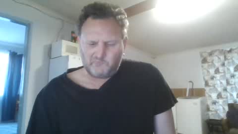 Snapshot of nollie244 chatting on July 24, 5:27 am Nollie online show from July 24, 5:27 am