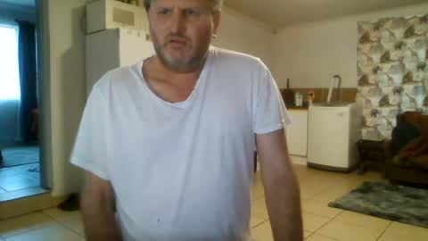 Snapshot of nollie244 chatting on July 28, 5:03 am Nollie online show from July 28, 5:03 am
