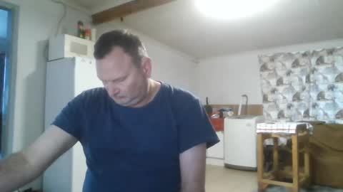 Snapshot of nollie244 chatting on August 2, 5:06 am Nollie online show from August 2, 5:06 am