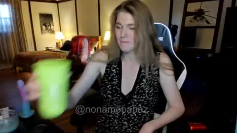 nonamebabez online show from June 27, 12:37 am