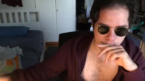 nongay379444 online show from December 20, 1:33 pm