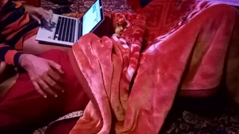 Snapshot of nooby942461 chatting on December 28, 8:47 pm sim nib online show from December 28, 8:47 pm