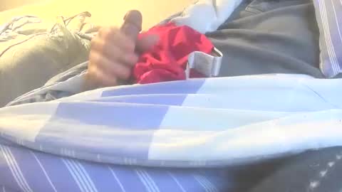 noodledude07 online show from December 16, 8:41 am