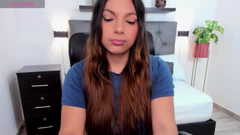 Nora online show from December 7, 5:37 am