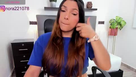 Nora online show from December 22, 2:39 am