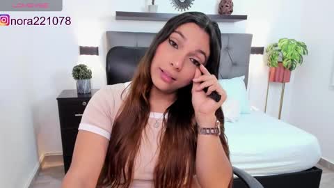 Nora online show from January 23, 10:33 pm