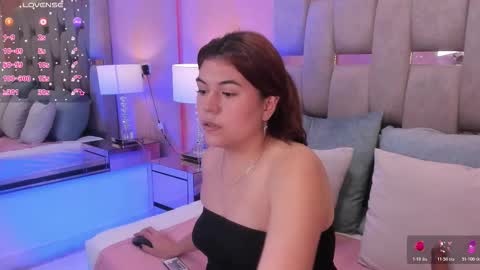 Nora  online show from January 6, 4:54 pm