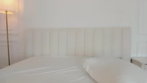 noraaddams online show from November 21, 2:43 am