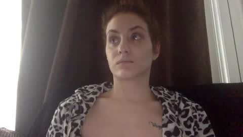 Snapshot of norablues chatting on January 22, 10:29 am norablues online show from January 22, 10:29 am