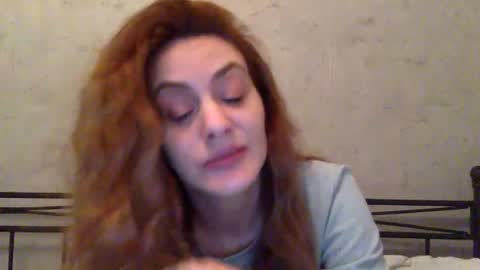 Snapshot of norablues chatting on February 7, 8:42 pm norablues online show from February 7, 8:42 pm