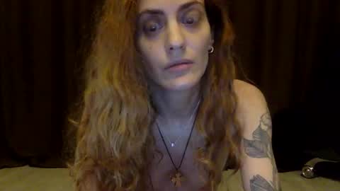 Snapshot of norablues chatting on September 20, 12:11 am norablues online show from September 20, 12:11 am