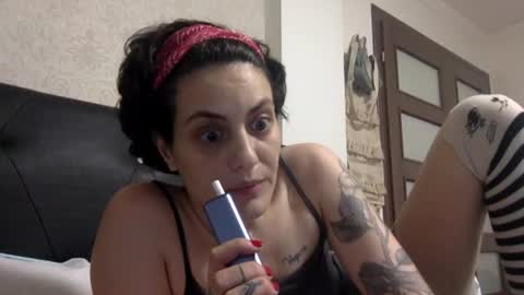 Snapshot of norablues chatting on July 8, 7:18 pm norablues online show from July 8, 7:18 pm