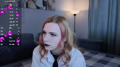 Elina online show from October 31, 9:54 am