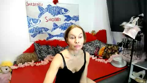 Snapshot of noraohgreys chatting on May 27, 9:23 pm Nora online show from May 27, 9:23 pm