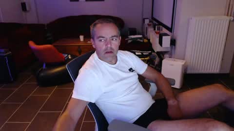 Snapshot of nordhh75 chatting on July 17, 5:14 am nordhh75 online show from July 17, 5:14 am