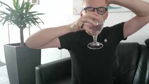 nordicrunner76 online show from June 11, 10:13 am