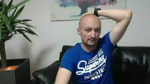 Snapshot of nordicrunner76 chatting on June 17, 10:54 pm nordicrunner76 online show from June 17, 10:54 pm