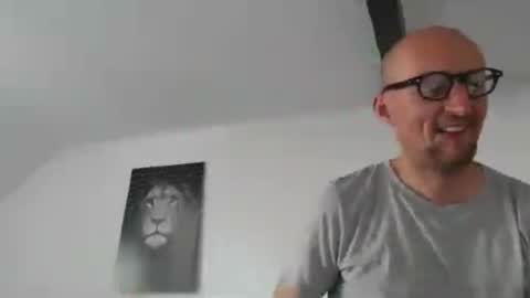 Snapshot of nordicrunner76 chatting on June 25, 9:47 am nordicrunner76 online show from June 25, 9:47 am