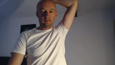 Snapshot of nordicrunner76 chatting on July 24, 8:23 am nordicrunner76 online show from July 24, 8:23 am