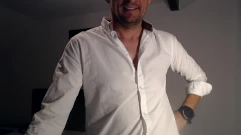 Snapshot of nordicrunner76 chatting on August 4, 8:22 pm nordicrunner76 online show from August 4, 8:22 pm