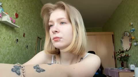 Amelia online show from March 17, 1:03 pm