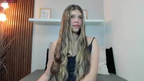 Snapshot of norki_ chatting on July 14, 11:38 am Norki online show from July 14, 11:38 am
