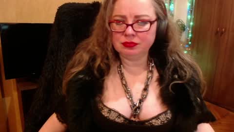 Snapshot of norma_gin chatting on December 3, 11:02 pm miss Tress online show from December 3, 11:02 pm