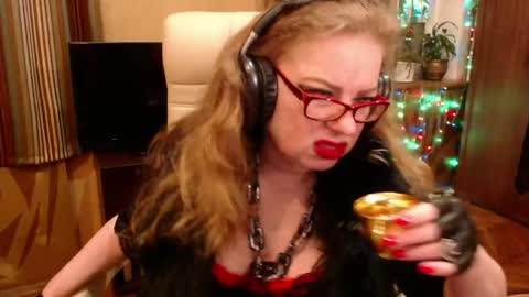 miss Tress online show from May 3, 8:59 pm