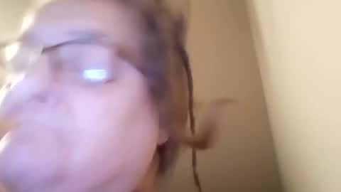 Snapshot of normajeen7777 chatting on December 9, 4:23 am Normajeen777 online show from December 9, 4:23 am