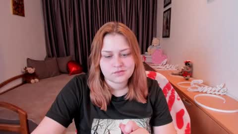 NORA online show from June 20, 7:16 pm
