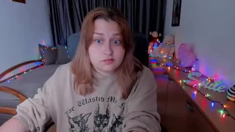 NORA online show from July 9, 7:07 pm
