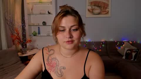 NORA online show from July 30, 11:37 pm
