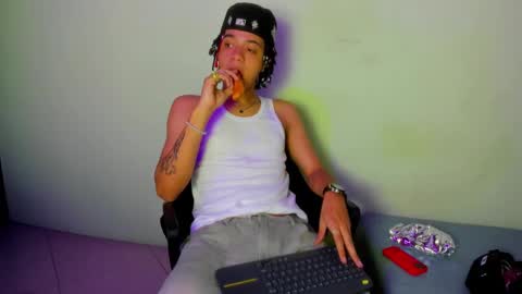 HOFFMAN online show from February 7, 1:32 pm