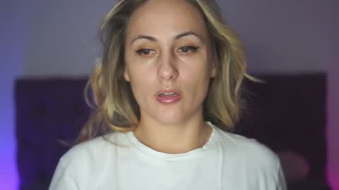 Tina online show from December 20, 6:24 pm