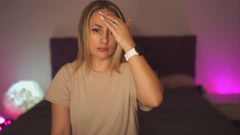 Tina online show from December 27, 8:18 pm