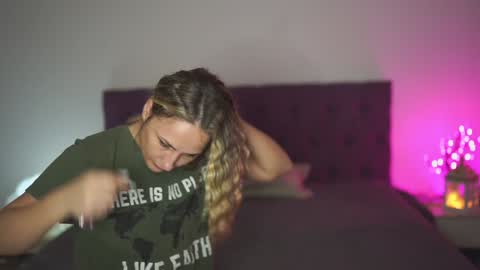 Tina online show from January 1, 8:47 pm