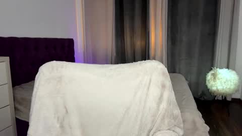 Tina online show from November 20, 9:03 pm