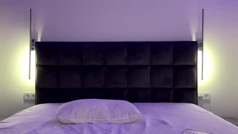 Goldie online show from October 27, 1:04 pm