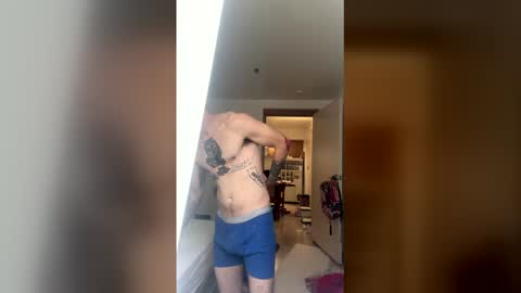 Snapshot of notmedesigned chatting on March 31, 5:57 pm notmedesigned online show from March 31, 5:57 pm