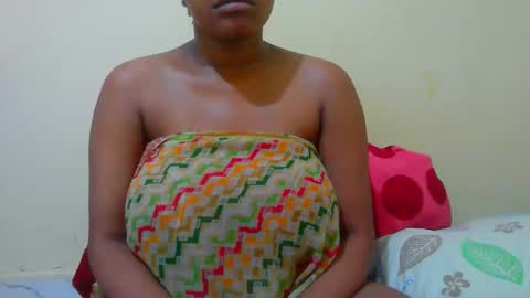 Snapshot of notoy1 chatting on May 6, 12:52 am notoy1 online show from May 6, 12:52 am