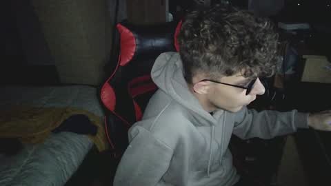 NotSpace   online show from December 10, 5:33 pm