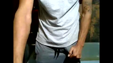 Snapshot of notthatguy45 chatting on October 27, 7:23 am notthatguy45 online show from October 27, 7:23 am