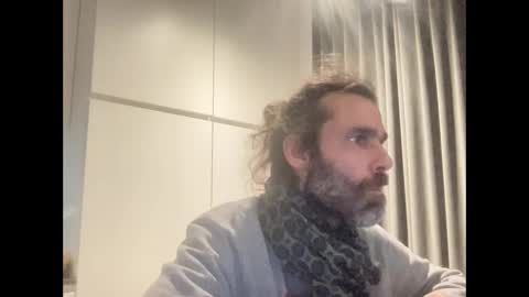 Snapshot of notthatkindofguy6666 chatting on January 17, 8:33 pm notthatkindofguy6666 online show from January 17, 8:33 pm